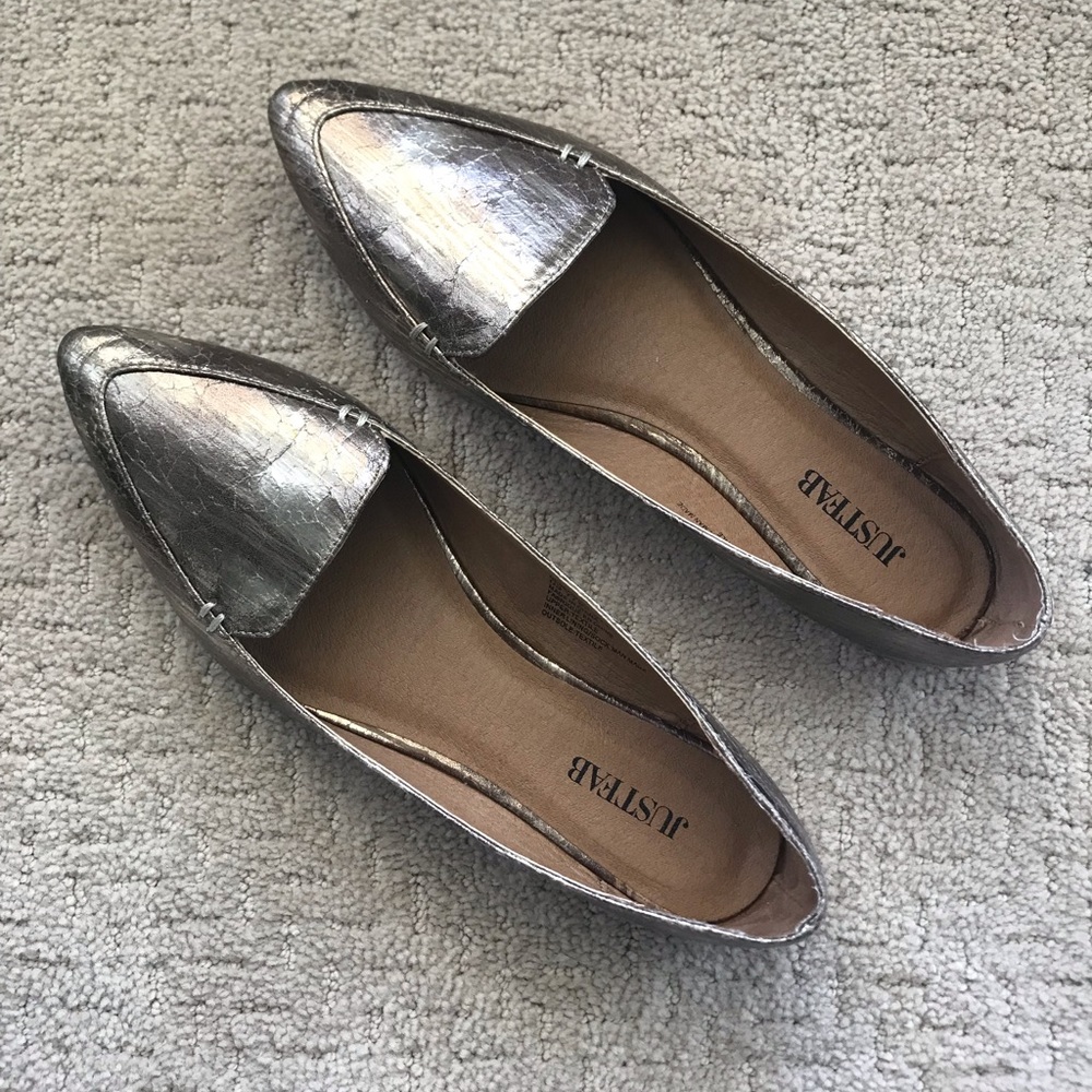 JustFab Nessandra Muted Gold Flats - NEW